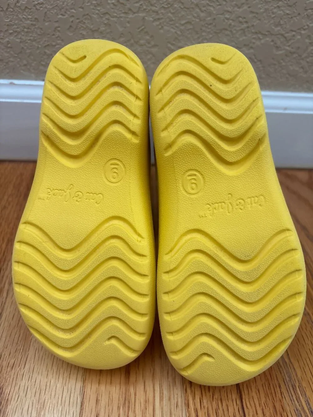 Kids' Shoe Bundle: Size 9-10